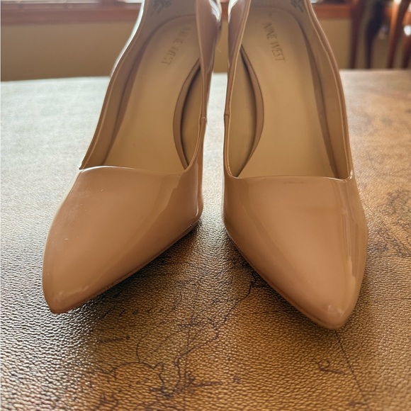 Nine West Glossy Nude Heels - Picture 6 of 13